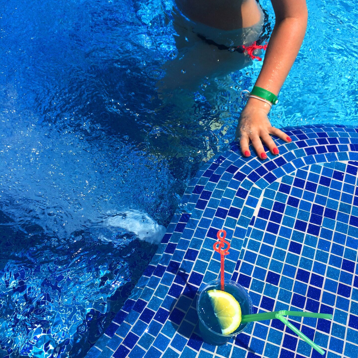 Signs You Need Pool Tile Cleaning